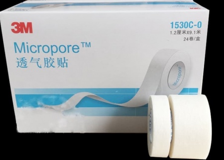 Скотч для наращивания ресниц micropore 3M, пропускающий воздух